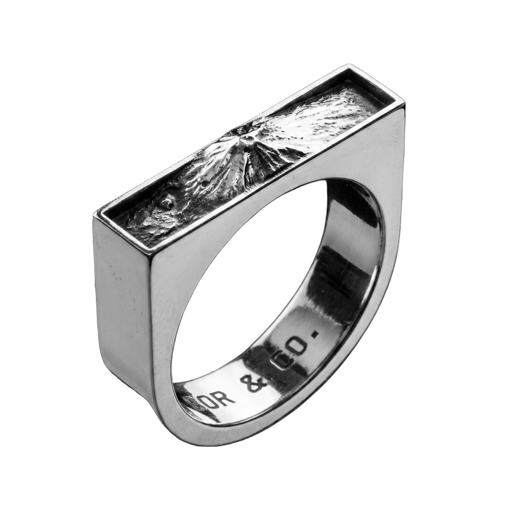 925 sterling silver rectangle signet ring with Mt Fuji terrain relief on the table, mirror-polished finish, background removed.
